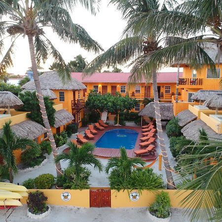 Seaside Cabanas Hotel Caye Corker Exterior photo